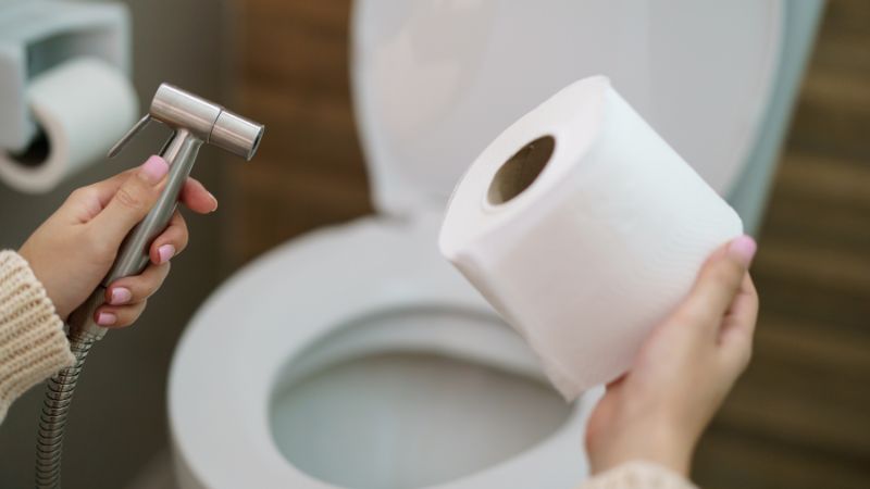 bidet ot toilet paper