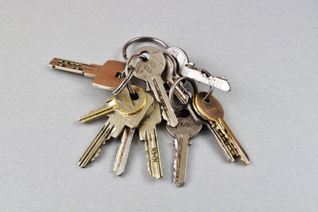 12 ways to organize your keys