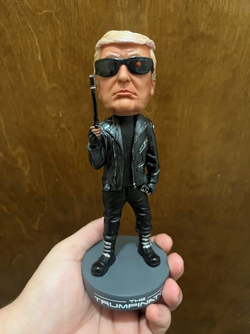 Trumpinator in hand