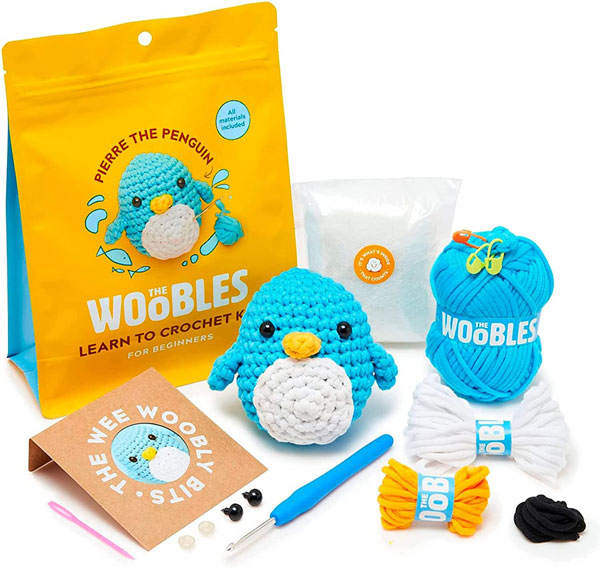 woobles-crochet-kit-penguin-white-bg